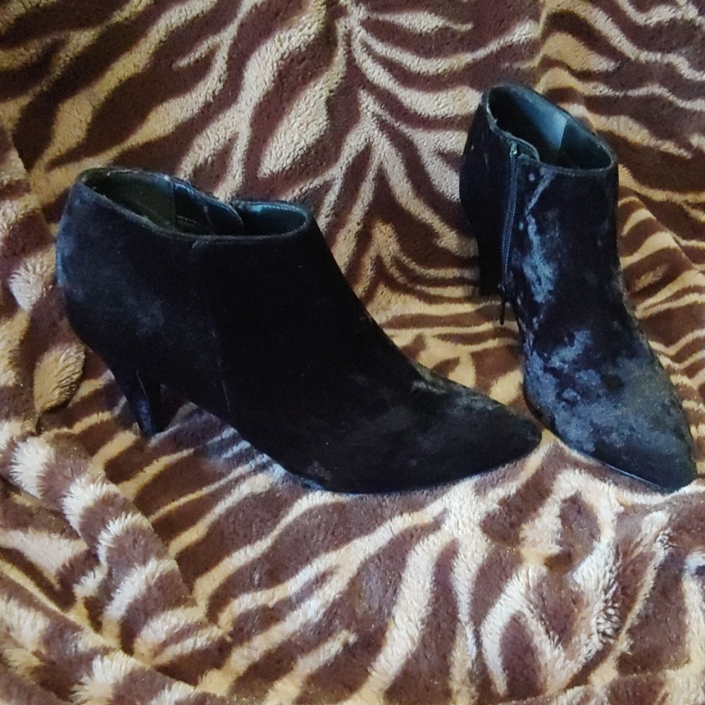 Velour booties